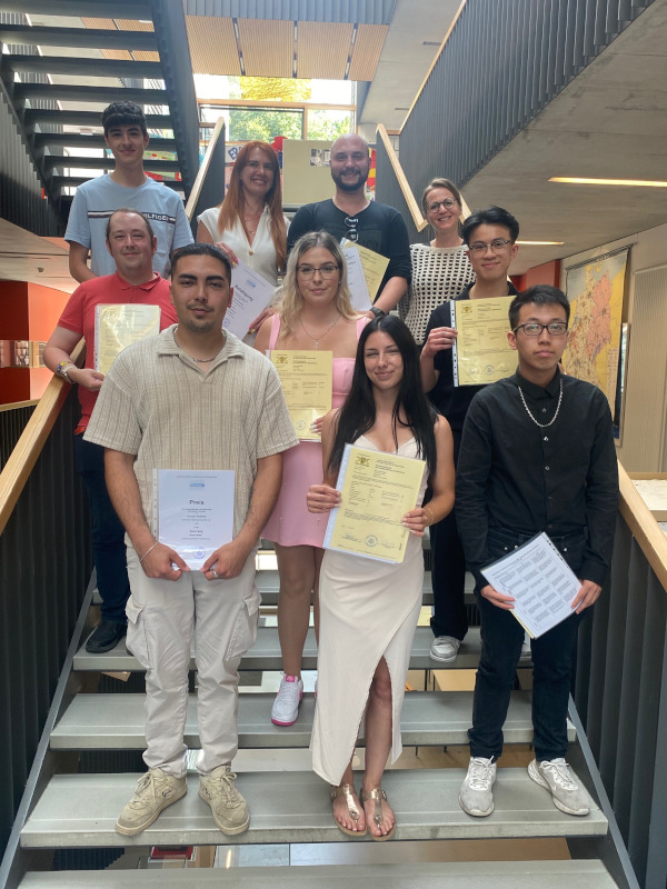 Einzelhändler mit Klassenlehrerin Carolin Boos 